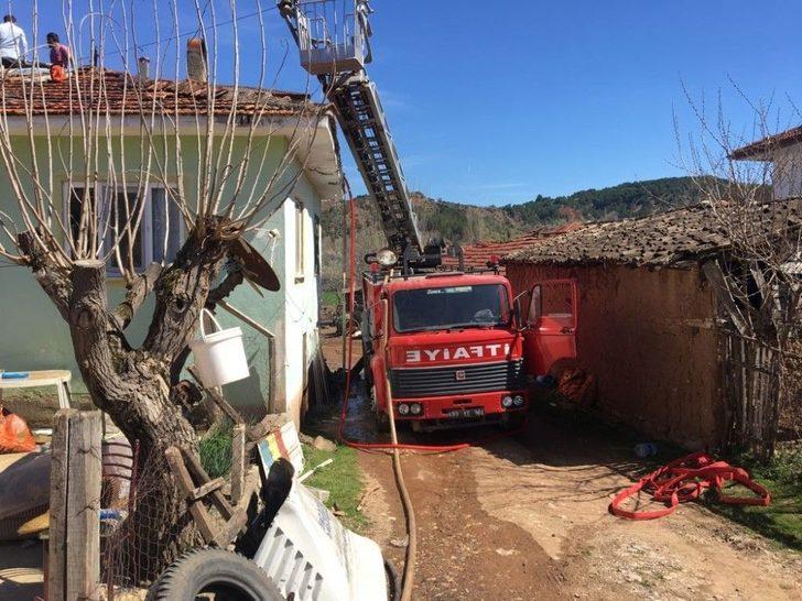 Bilecik’te Ev Ve Ağıl Yangını Korkuttu G4