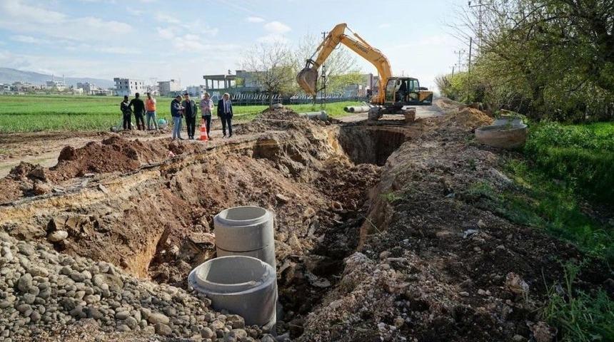 Dede Yolunda Altyapı &Ccedil;alışması Yapılıyor