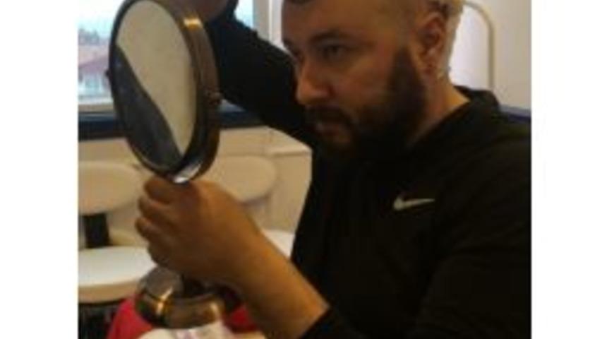 Sa&ccedil; Ekim Uzmanı, Kendi Sa&ccedil;ını Kendi Ekti