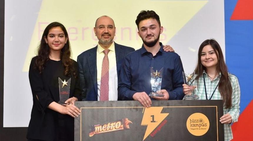 &Uuml;niversite &Ouml;ğrencileri Bizz@kamp&uuml;s&rsquo;te &Uuml;lker Metro İ&ccedil;in Yarıştı