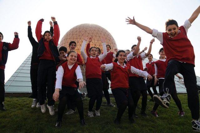 Gezegenevi Ve Bilim Mmerkezi’nde Yaz Atölyeleri İçin Kayıtlar Başladı