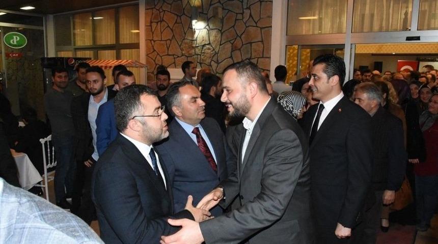 Ak Parti Ailesi İftarda Bir Araya Geldi