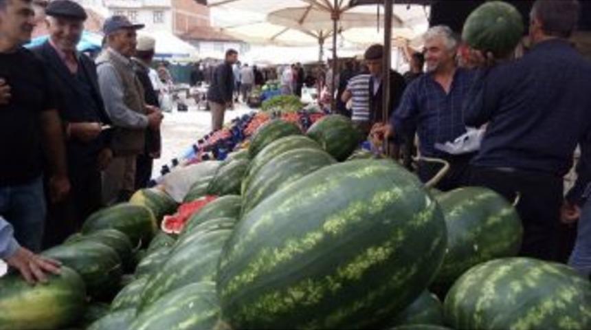 Karpuzun Kilogram Fiyatı 1,5 Tl’ye Kadar Düştü