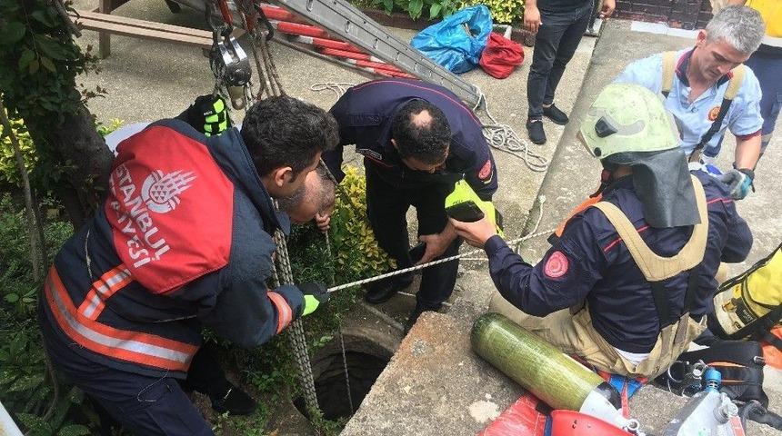 Kilise Kuyusuna Düşen Kadın, İtfaiye Tarafından Kurtarıldı