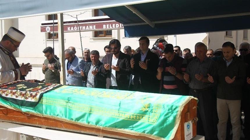 Feci Kazada Can Veren Gen&ccedil; Kadın Defnedildi