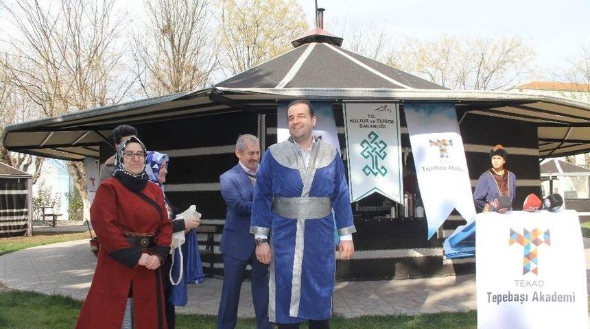 Geleneksel T&uuml;rk Ok&ccedil;uluğu Sanat At&ouml;lyesi Projesi Sergisi A&ccedil;ıldı