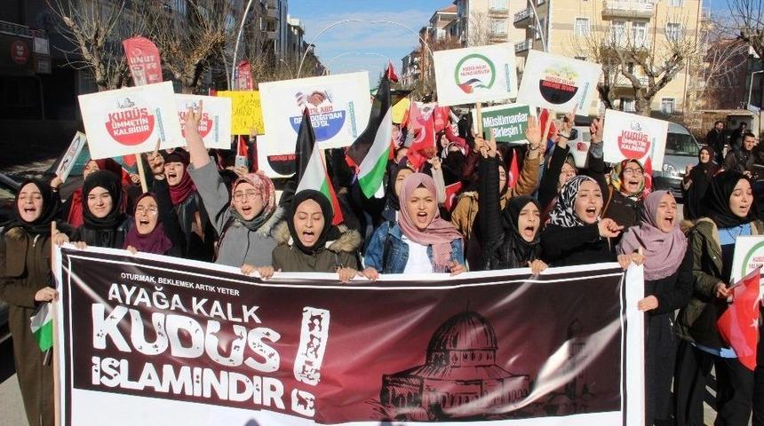 Karaman&rsquo;da "kud&uuml;s" İ&ccedil;in Protesto Y&uuml;r&uuml;y&uuml;ş&uuml; D&uuml;zenlendi