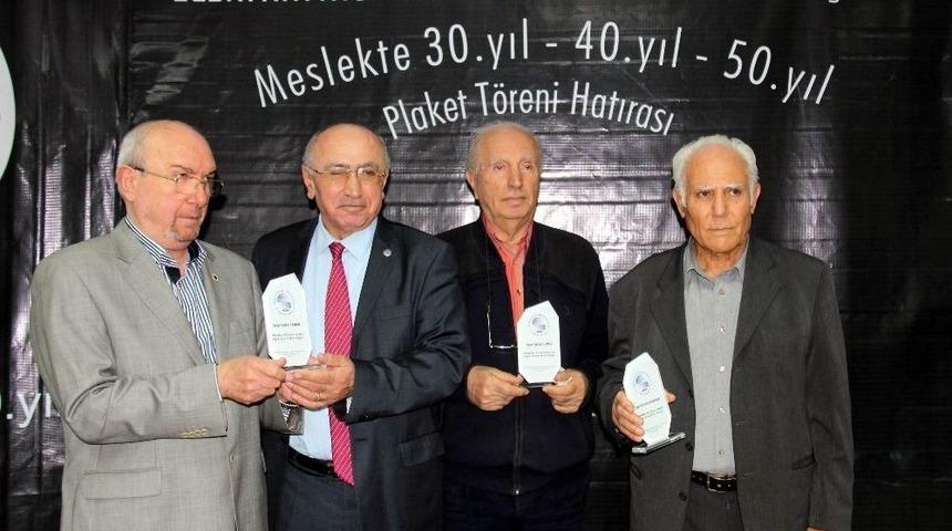 Emo&rsquo;dan 160 &Uuml;yeye Plaket