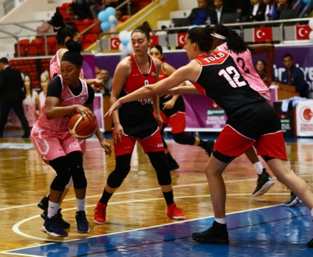 Bilyoner.com Kadınlar Basketbol S&uuml;per Ligi: Adana Aski: 56 - Ag&uuml; Spor: 72