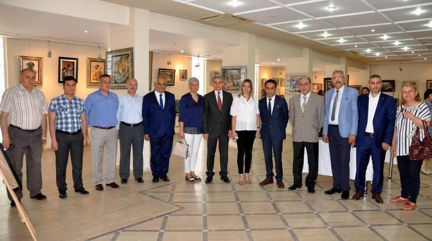 Bu Sergide Hayaller &Uuml;&ccedil; Boyutlu