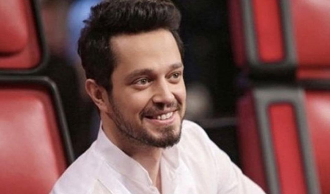 Murat Boz'un &ccedil;ocukluk fotoğrafı olay oldu!