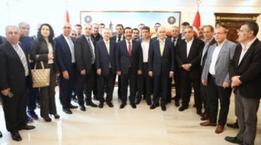 Fenerbah&ccedil;e Spor Kul&uuml;b&uuml;nden Başkan Atilla&rsquo;ya Ziyaret