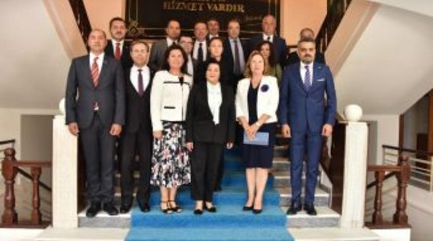 Mutso Yeni Y&ouml;netimi Vali Civelek&rsquo;i Ziyaret Etti