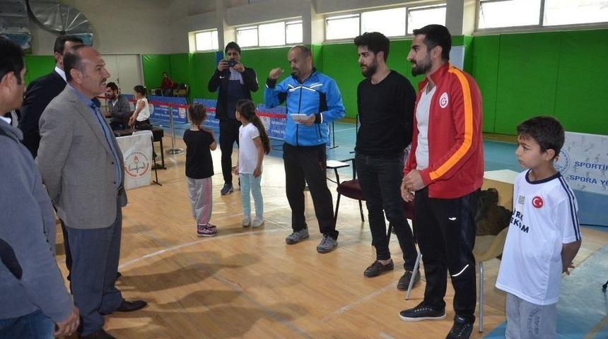 Y&uuml;ksekova&rsquo;da 2 Bin 200 &Ouml;ğrenci Testlerden Ge&ccedil;ecek