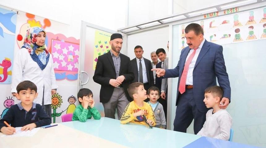 Başkan G&uuml;rkan Beydağı Mahallesinde İncelemede Bulundu