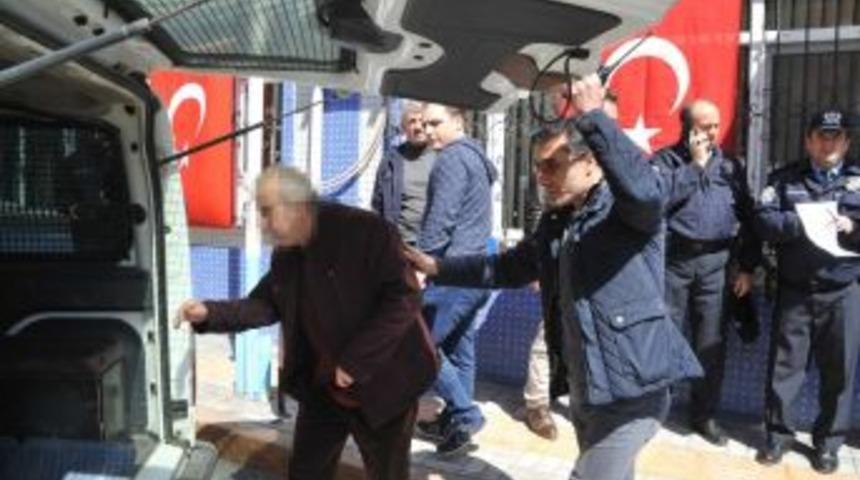 Sinop&rsquo;ta &Ccedil;aldı, Bafra&rsquo;da Yakalandı