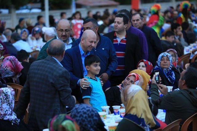 Zümrüt Mahallesi’nde Coşkulu İftar