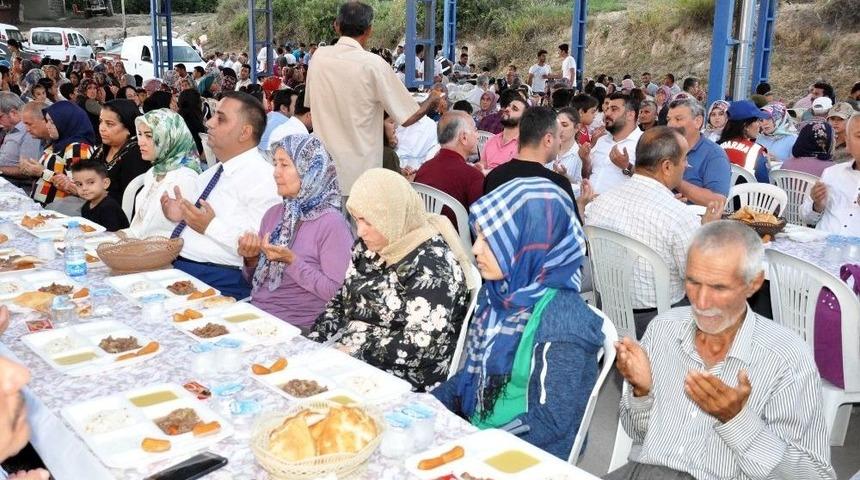 Başkan Can: "ülkemizi Bölmek İsteyenlere Fırsat Vermeyeceğiz"