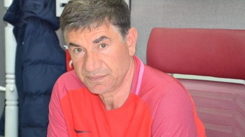 Bulak: "kalan 5 Maçı Kazanıp Play-offa Kalmak İstiyoruz"