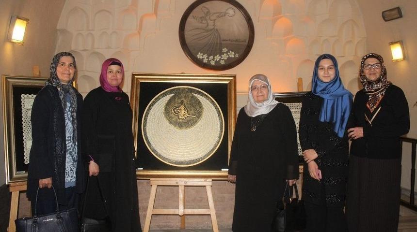 Gelenekten Geleceğe &Ccedil;izilen Hat Sanatı Sergisi A&ccedil;ıldı