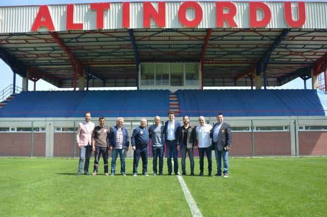 Efsaneler U12 Cup İ&ccedil;in Buluştu 2