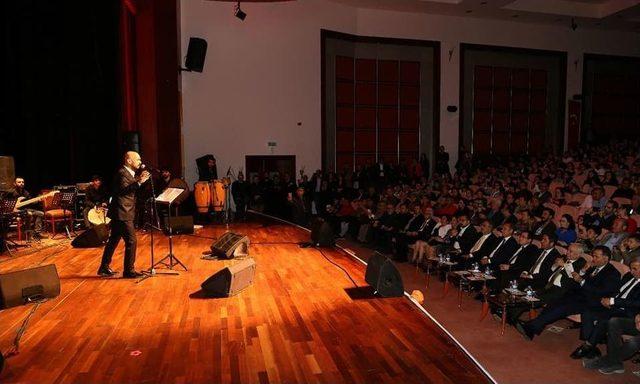 &Uuml;niversitede T&uuml;rk&uuml; Gecesi 2