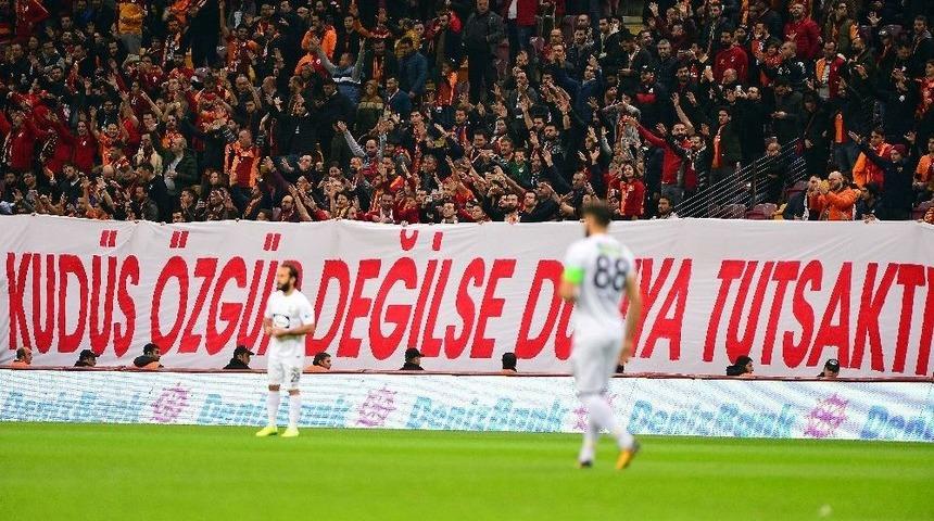 T&uuml;rk Telekom Stadyumu&rsquo;nda Kud&uuml;s Tepkisi