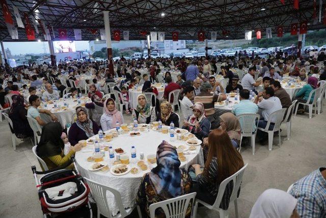 Başkan Türel İftarda Aksulularla Buluştu