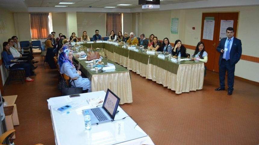 Uygulamalı Yeni Doğan Canlandırma Eğitimi Ger&ccedil;ekleştirildi