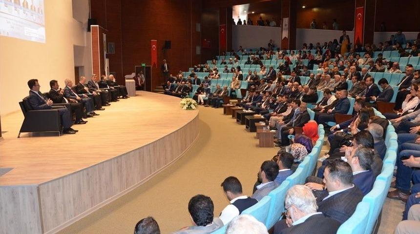 G&uuml;neydoğu B&ouml;lgesindeki Rekt&ouml;rler Kardeşlik Panelinde Buluştu