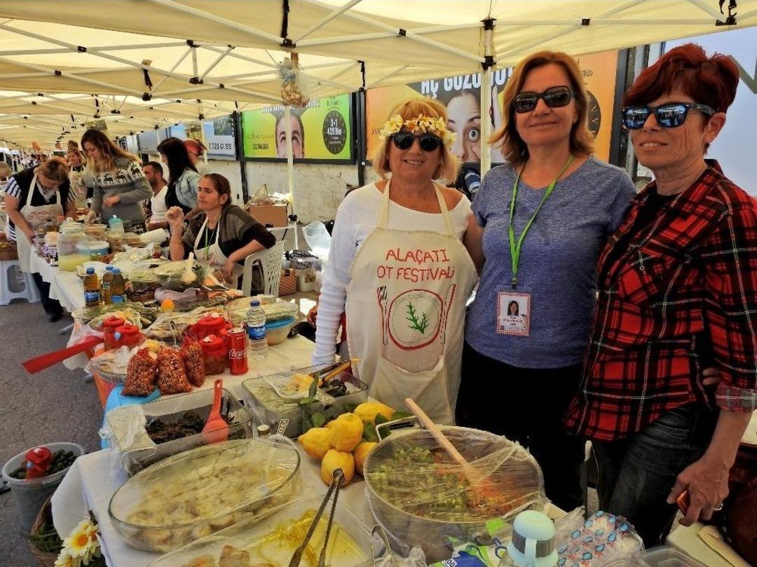Ala&ccedil;atı Ot Festivali Başladı