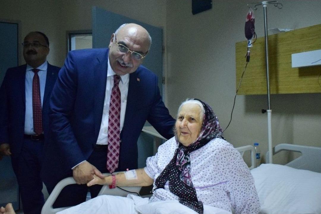 Yediyıldız&rsquo;dan Hastane Ziyaretleri