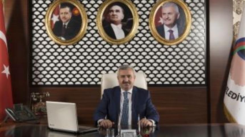 K&ouml;rfezli &Ouml;ğrenciler Son Burslarını Da Aldı