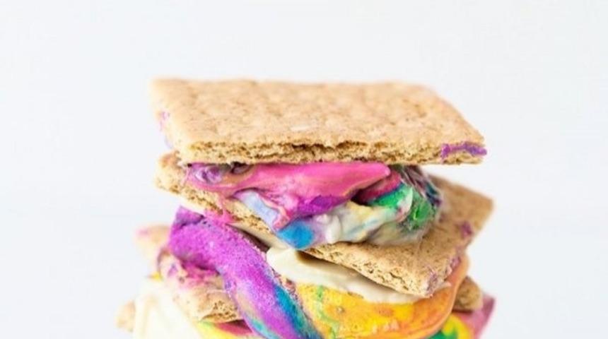 Kendinizi Harikalar Diyarında Hissedeceğiniz 13 Tatlı Tarifi