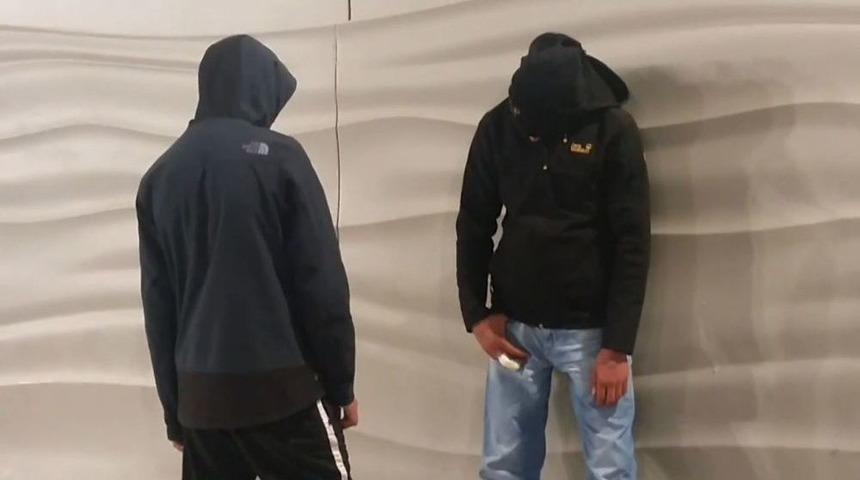 (&ouml;zel Haber) İstanbul&rsquo;da &rsquo;bonzai&rsquo; Krizleri Kamerada