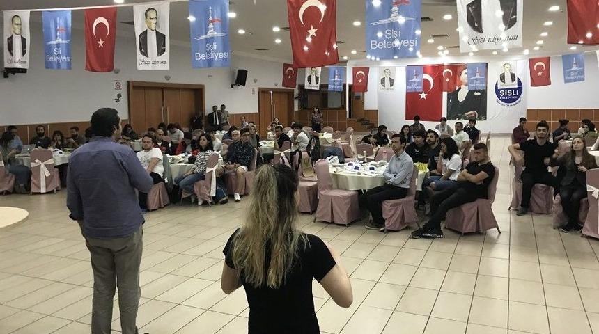 Tepebaşı Gençlik Merkezleri İyi Örnek Seçildi