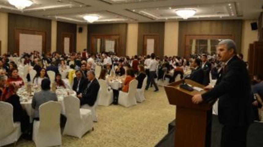 Vali Akın, Şehit Aileleri Ve Gazilerle Bir Araya Geldi