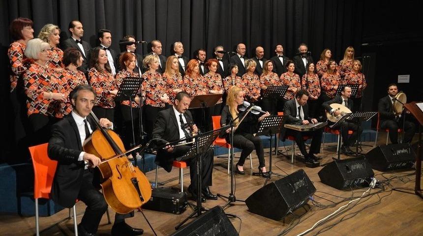 T&uuml;rk Sanat M&uuml;ziği Korosu&rsquo;ndan &ldquo;inci &Ccedil;ayırlı İle Zamana Yolculuk&rdquo; Konseri