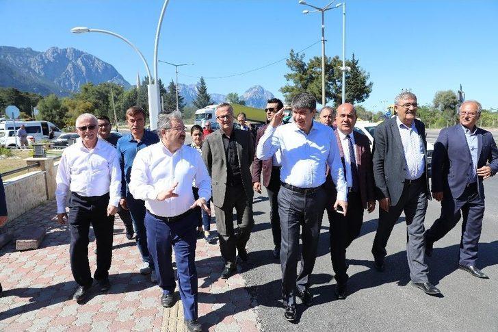 Büyükşehir Kemer Liman Caddesi’nde Rekor Kırdı G1