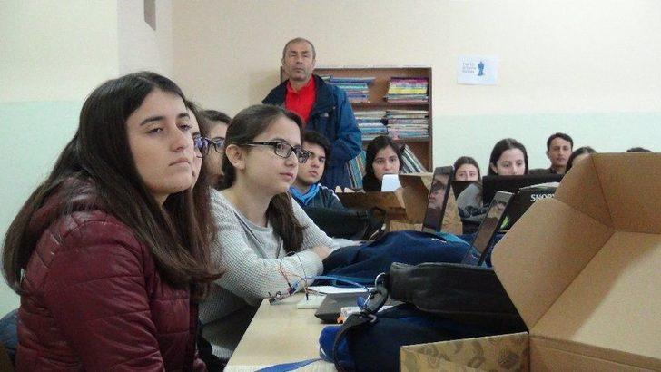 Bir Hediye Kutusu Bir Okulun Ufkunu Açtı G2