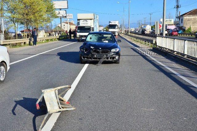 Otomobilin Çarptığı Kadın Öldü