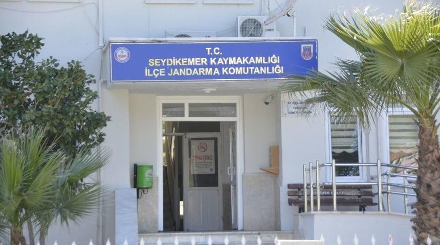 Motosiklete Çarpıp Kaçan Sürücüyü Jandarma Yakaladı