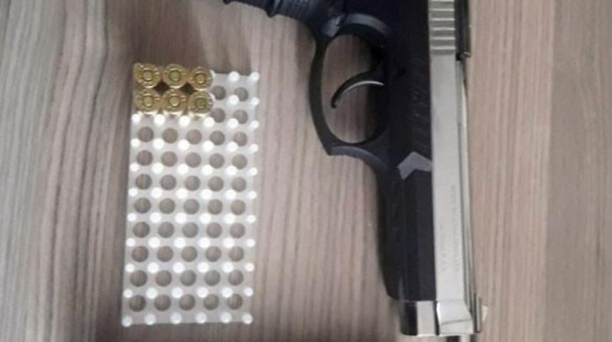 Terör Örgütü Üyeliğinden Yakalanan Şüpheli Taksi Durağı İşletmeci Çıktı