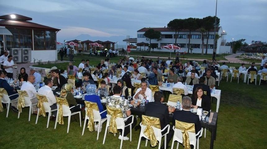 Şehit Aileleri Ve Gaziler İftarda Buluştu