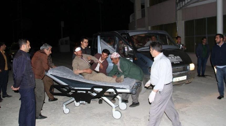 Kazada Yaralanan Güvenlik Korucuları Tedavi Altına Alındı