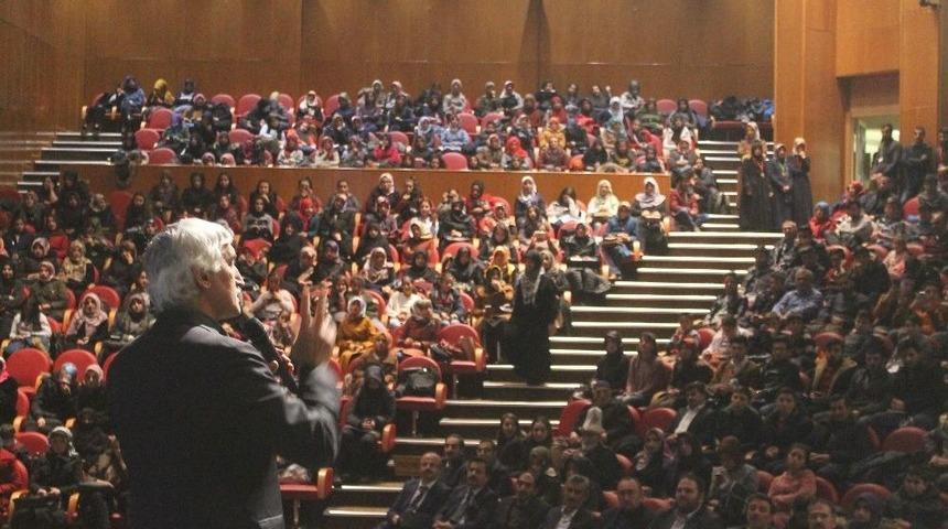 Pusula Okuma Kul&uuml;b&uuml;&rsquo;nden Kud&uuml;s Programı