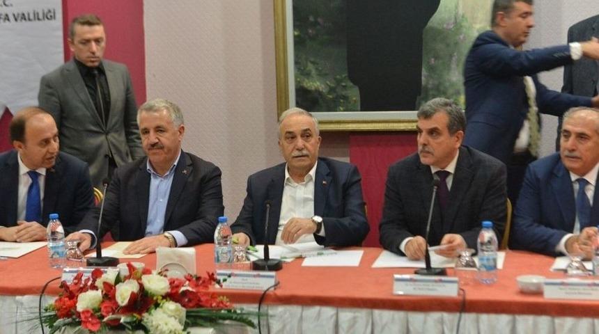 Ulaştırma Bakanı Aslan Ve Tarım Bakanı Fakıbaba Stk Temsilcileriyle Bir Araya Geliyor