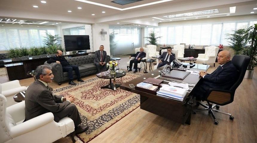 Federasyonlar Yenimahalle&rsquo;ye &Ccedil;ıkarma Yaptı