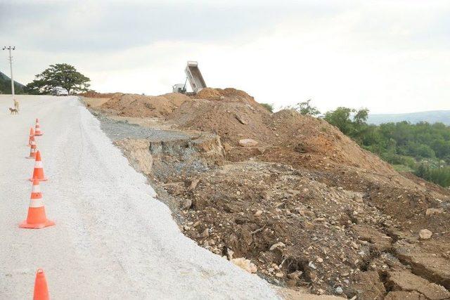 Başkan, Duble Yol Çalışmalarını Yerinde İnceledi