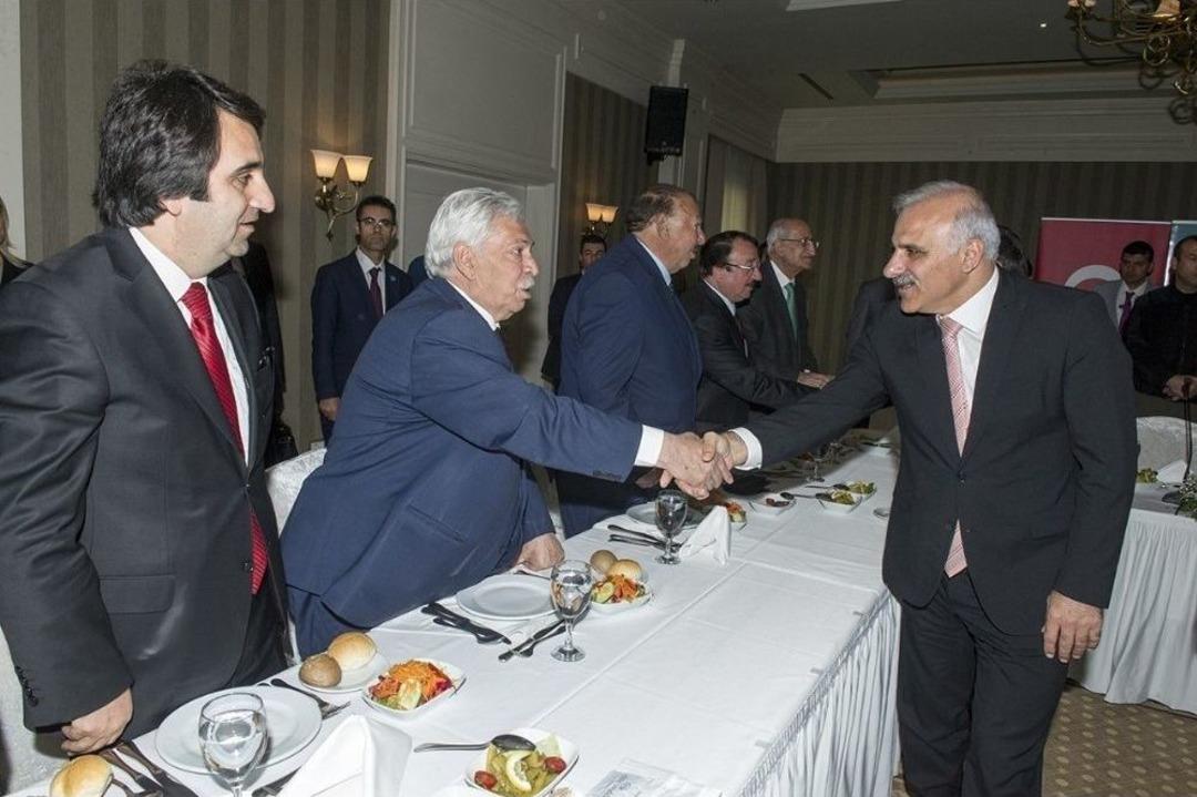 Vali Zorluoğlu, Aşiret Liderleriyle İstişarelerde Bulundu